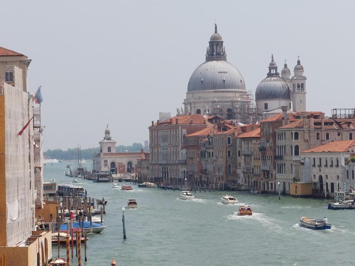 Appartamenti Ca'Giustinian Venice Exterior photo